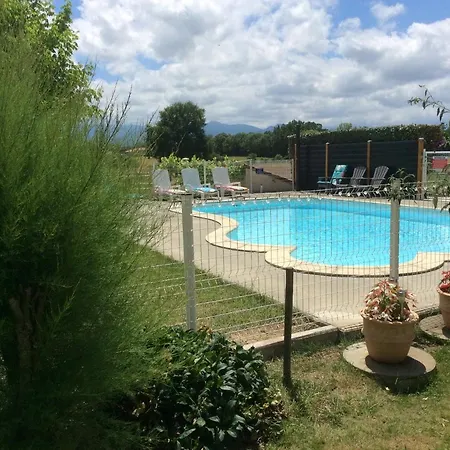 Gite En Comminges Franquevielle Exterior photo